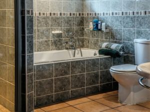 Replacing or Installing a New Toilet: An Easy DIY Guide